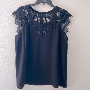 NWOT. Hawthorn Lace Black top, 1X